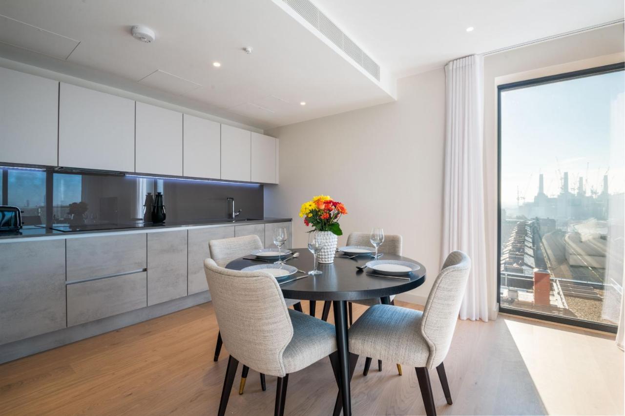 לונדון Modern Family Home Close To Victoria Station By Underthedoormat מראה חיצוני תמונה