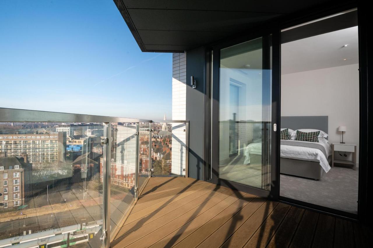 לונדון Modern Family Home Close To Victoria Station By Underthedoormat מראה חיצוני תמונה