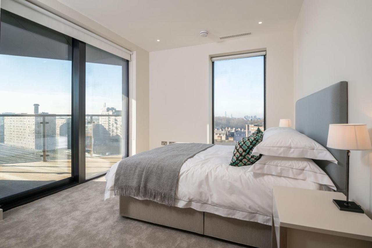 לונדון Modern Family Home Close To Victoria Station By Underthedoormat מראה חיצוני תמונה