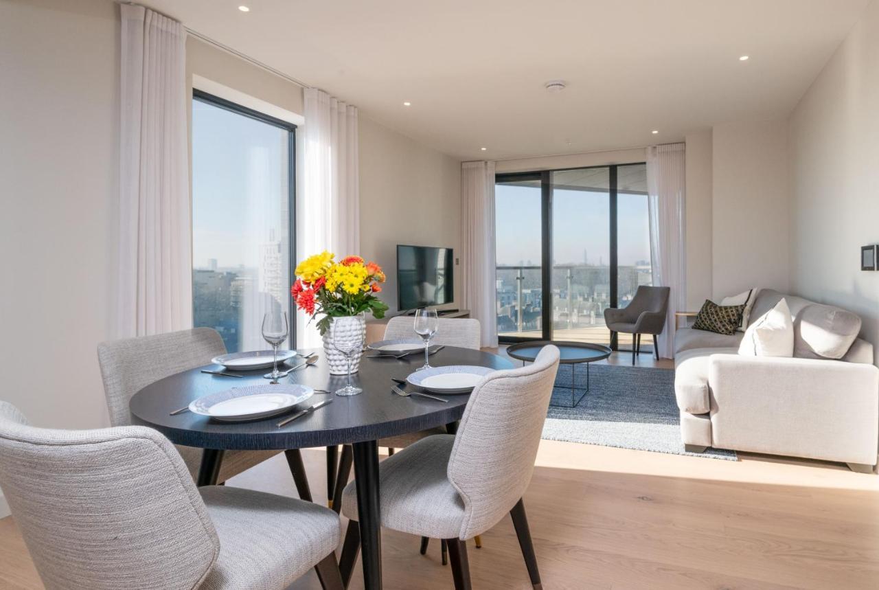 לונדון Modern Family Home Close To Victoria Station By Underthedoormat מראה חיצוני תמונה